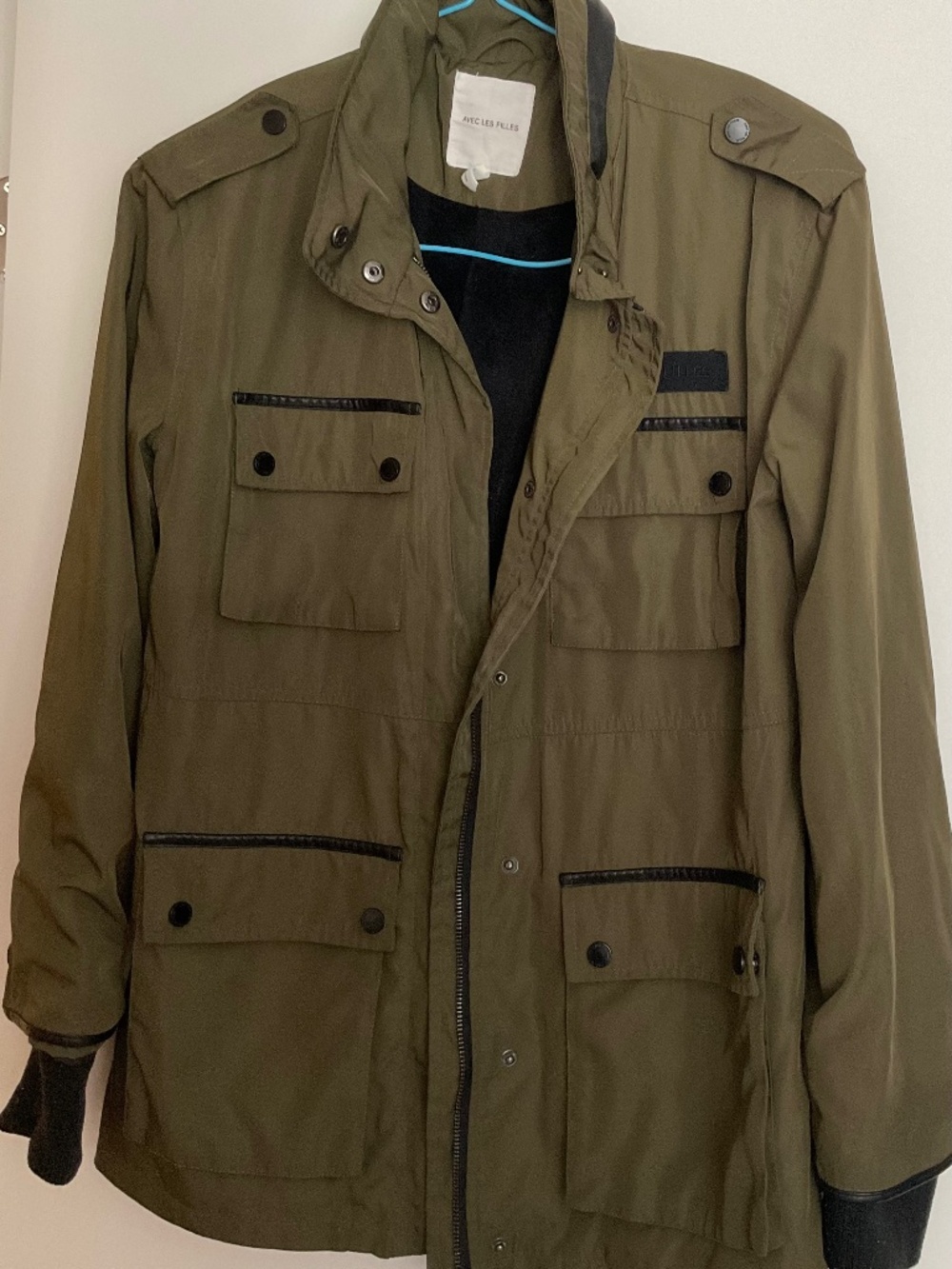 Avec les fillet windbreaker in olive green, size small, leather trim,